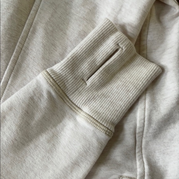 Lululemon jacket - Picture 3 of 6